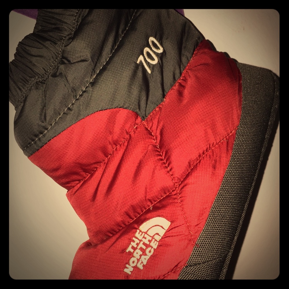 The North Face 700 bootie